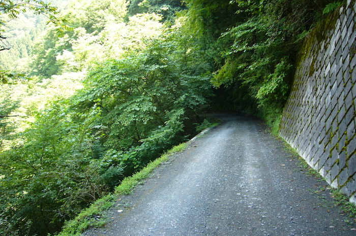 お祭りから山道まで