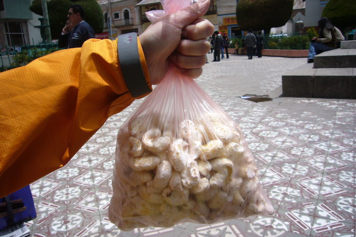 ペルーの巨大なポン菓子