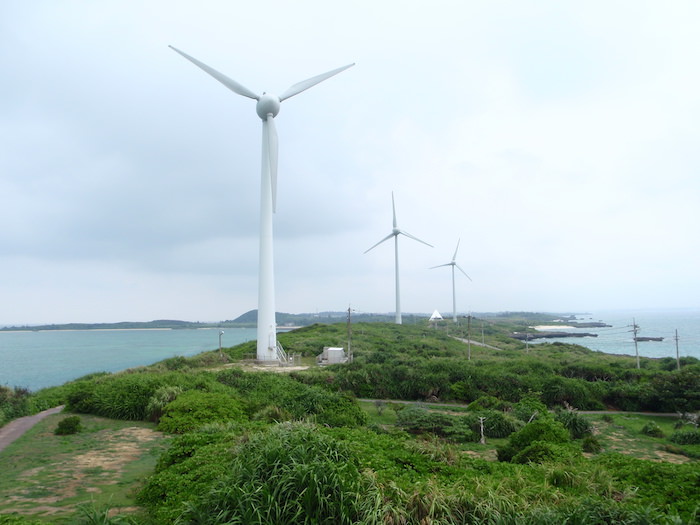 伊良部島の風力発電