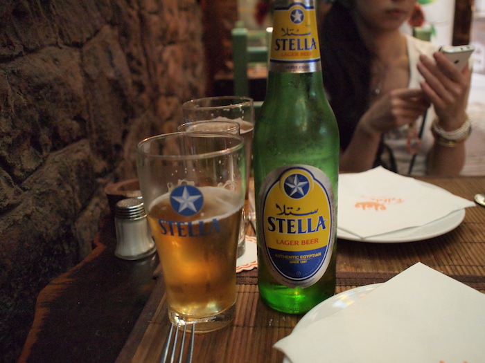 エジプトで飲んだビール「STELLA」