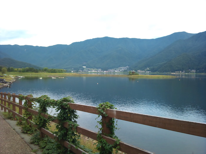 河口湖を散歩