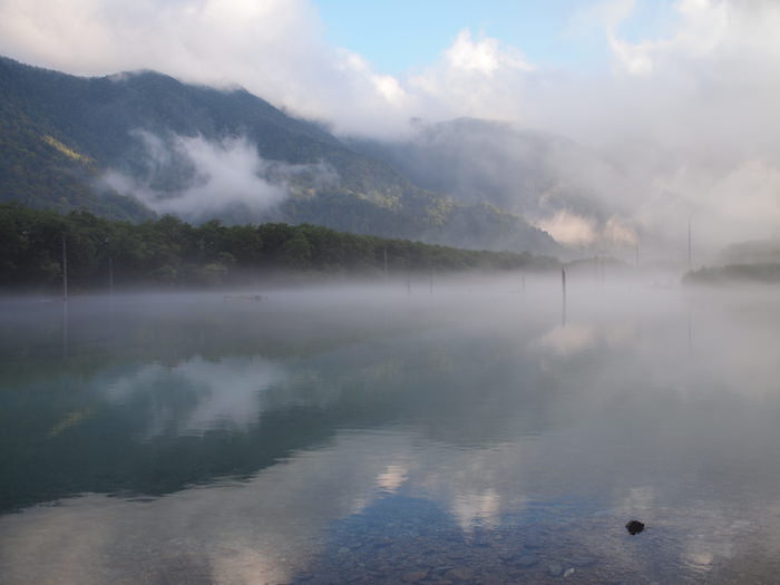 早朝の大正池
