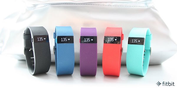 Fitbit Charge HR 5色展開