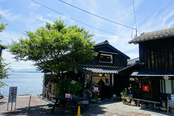 古道具 海津の外観