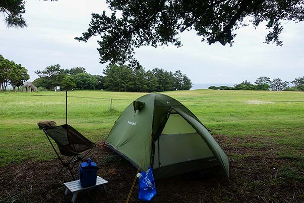 潮岬キャンプ場でテント泊