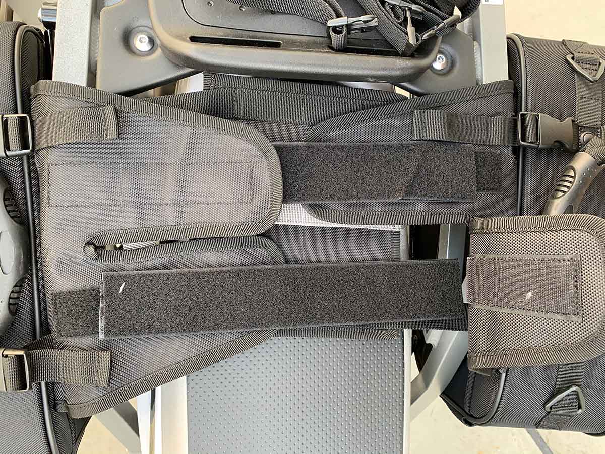 ツアーシェルケースのマジックテープを延長